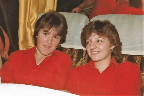 Perry Center 1983, Foto 2
