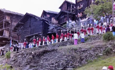 Oberwalliser Tambouren- und Pfeiferfest in Törbel 1986, Foto 7