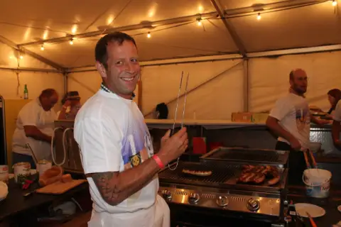 Oberwalliser Tambouren- und Pfeiferfest in Bürchen 2015, Freitag, Leute, Foto 12