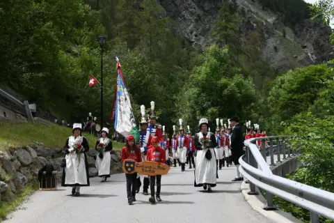 Oberwalliser Tambouren- und Pfeiferfest in Eisten 2024, Foto 9